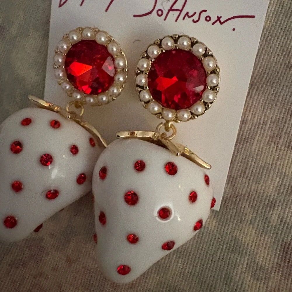 Betsey Johnson new betsey